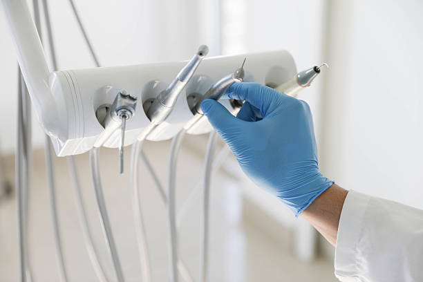 Professional Tooth Extraction technician working in Jackson County County, AR